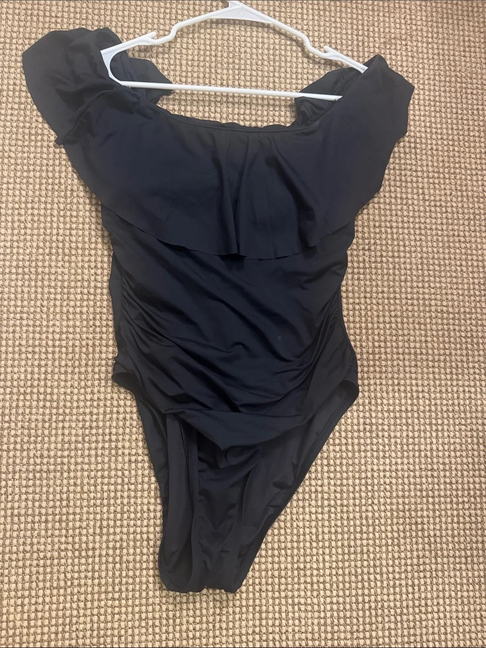 La Blanca one piece island goddess bathing suit size 10